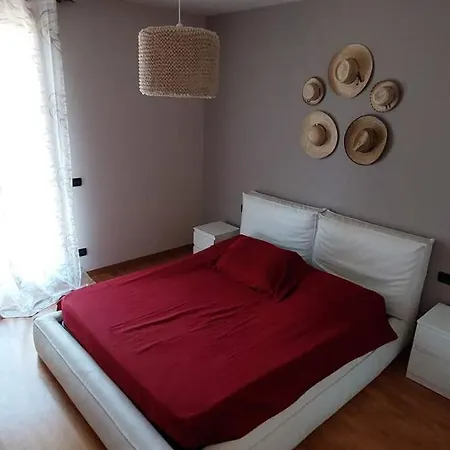 Sweet En Apartment *